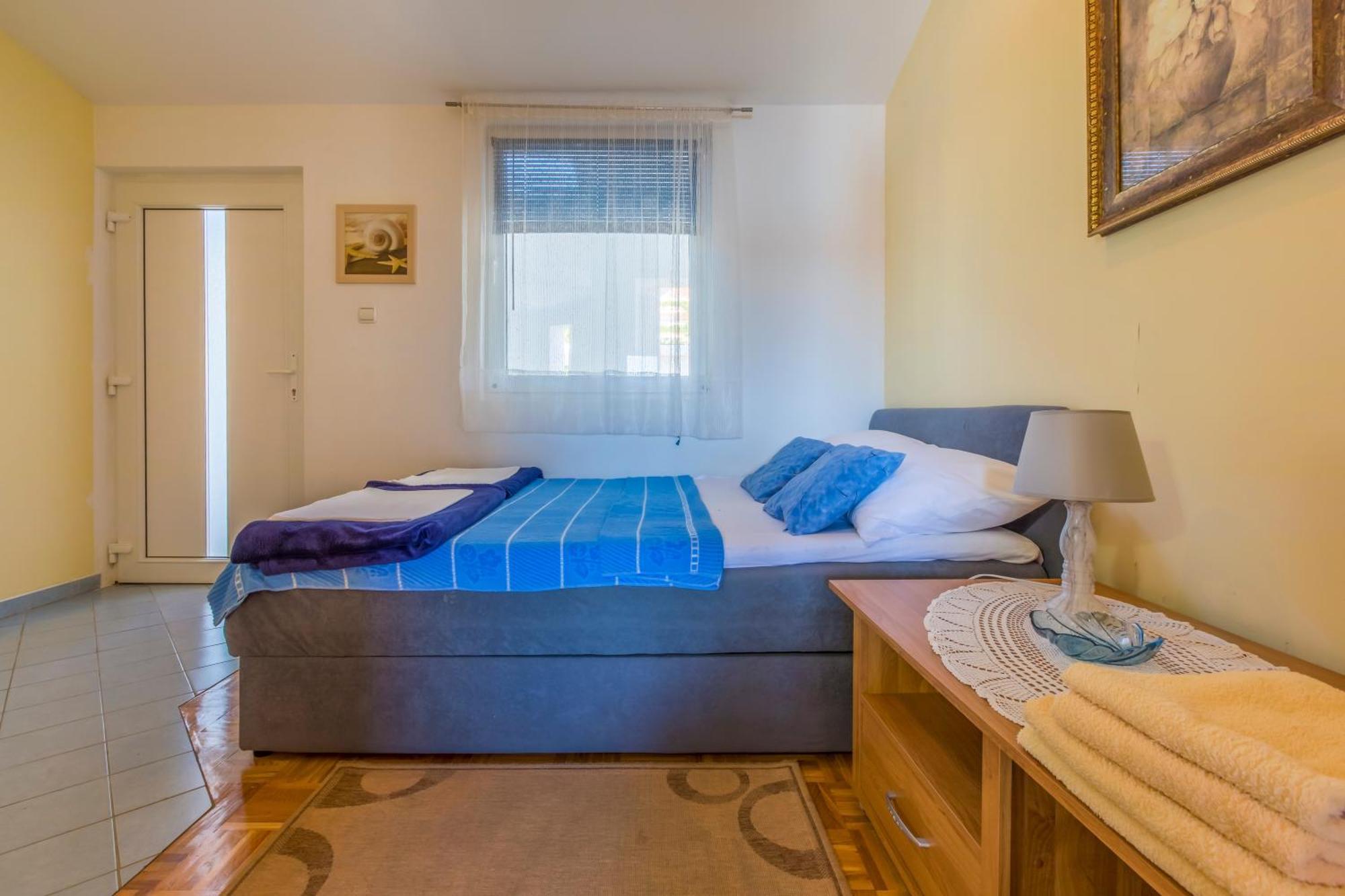Apartments By The Sea Selce, Crikvenica - 4802 Rum bild