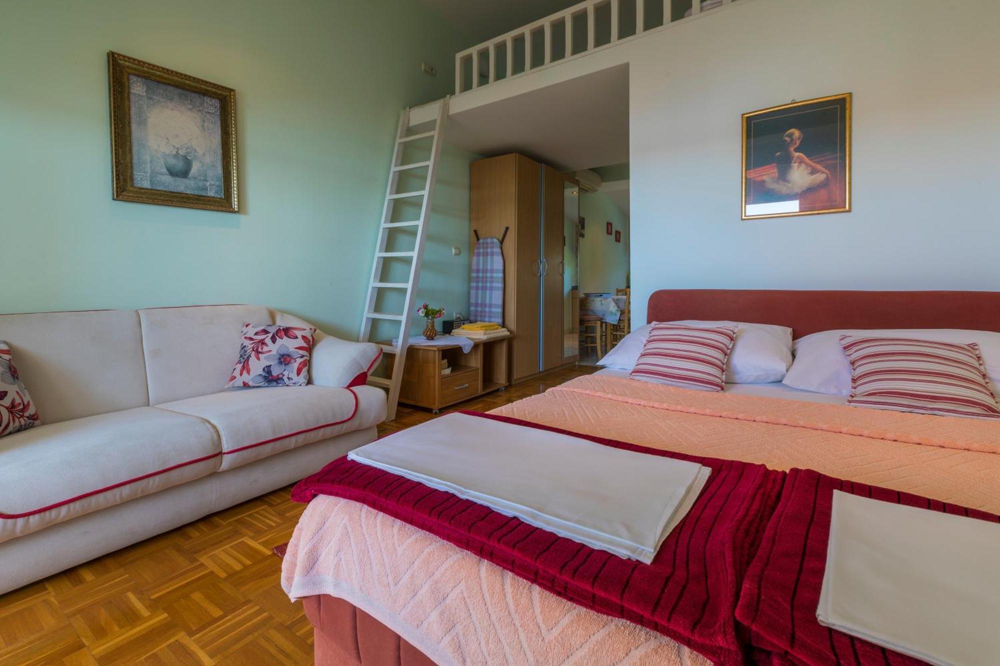 Apartments By The Sea Selce, Crikvenica - 4802 Rum bild
